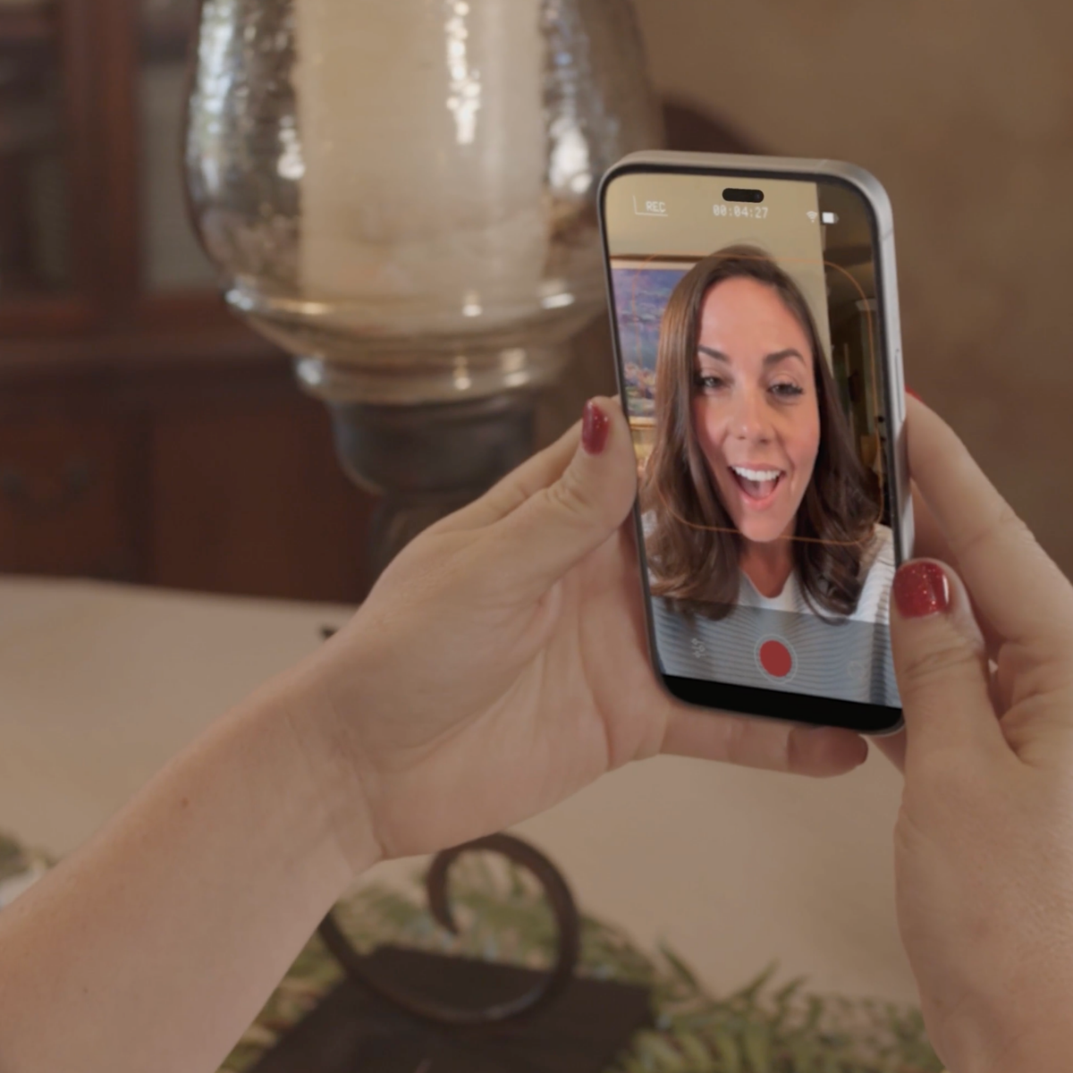 Personalized Video Message - Image 2 | Pink Clover Florist | Flower Delivery Los Angeles