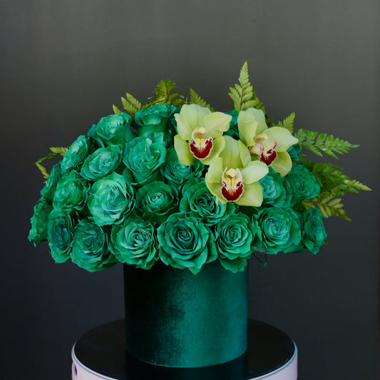 Hunter’s Harmony teal green-dyed roses green cymbidium orchids same-day delivery Los Angeles