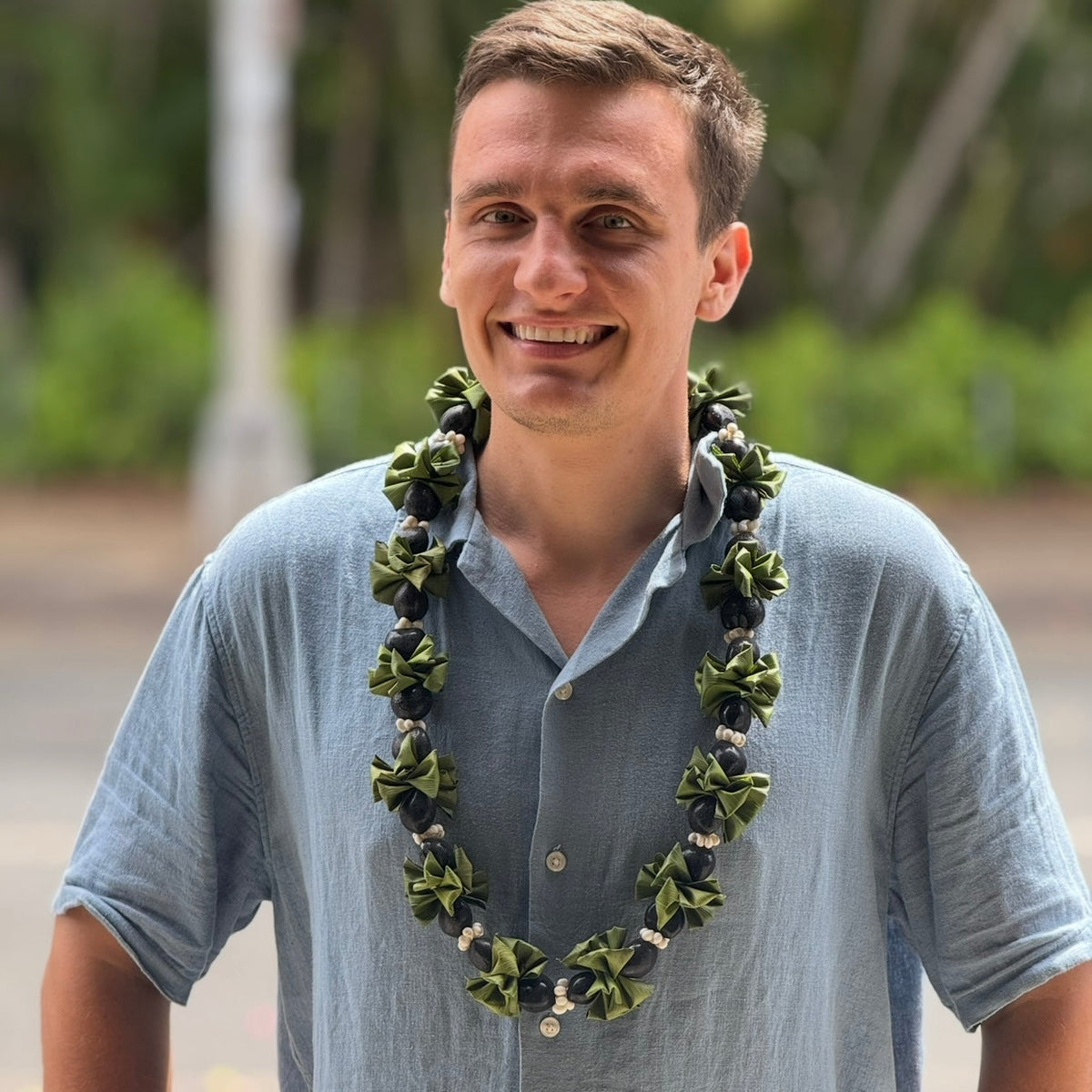 Flower leis | Pink Clover Florist