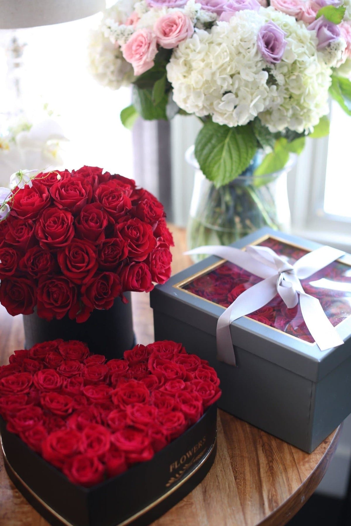 Box with roses flower arrangement Beverly Hills Los Angeles florist
