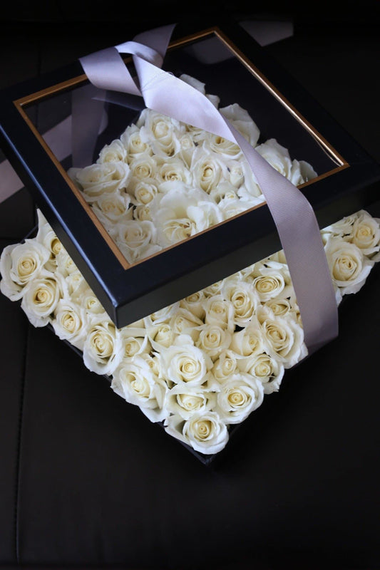 Box with roses roses same-day delivery Los Angeles