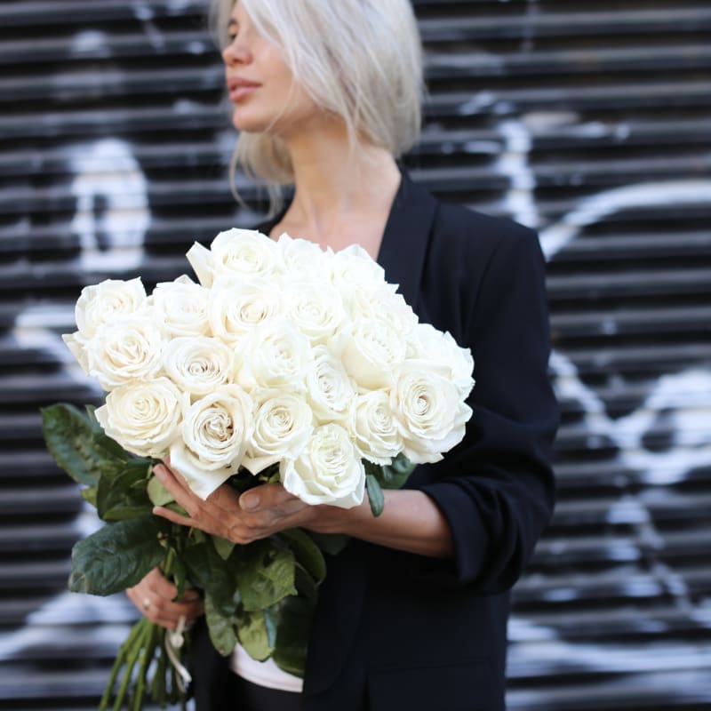 White Roses roses same-day delivery Los Angeles