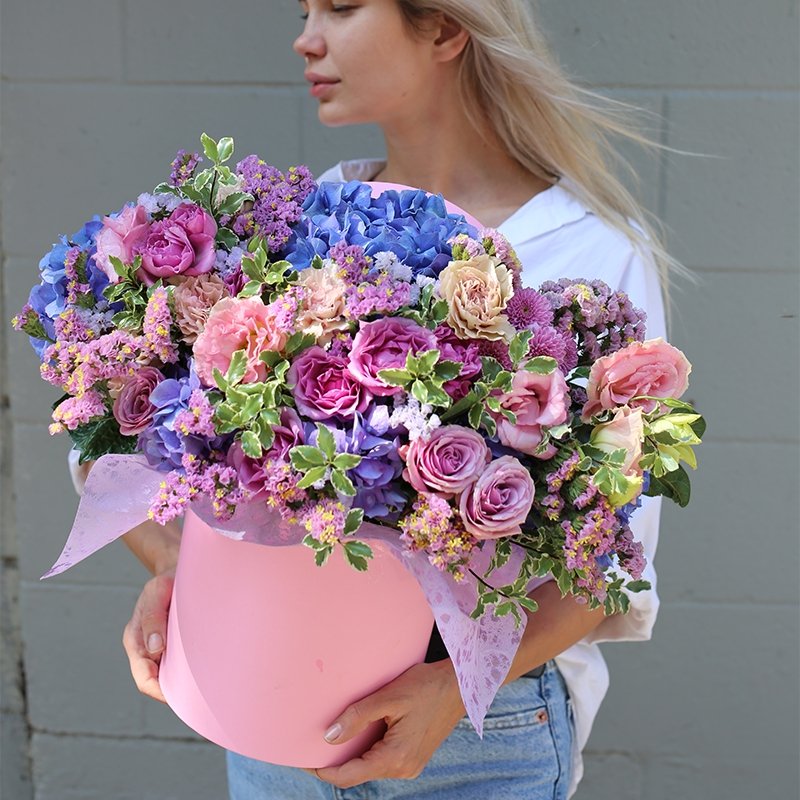 Glow blue hydrangeas purple hydrangeas same-day delivery Honolulu