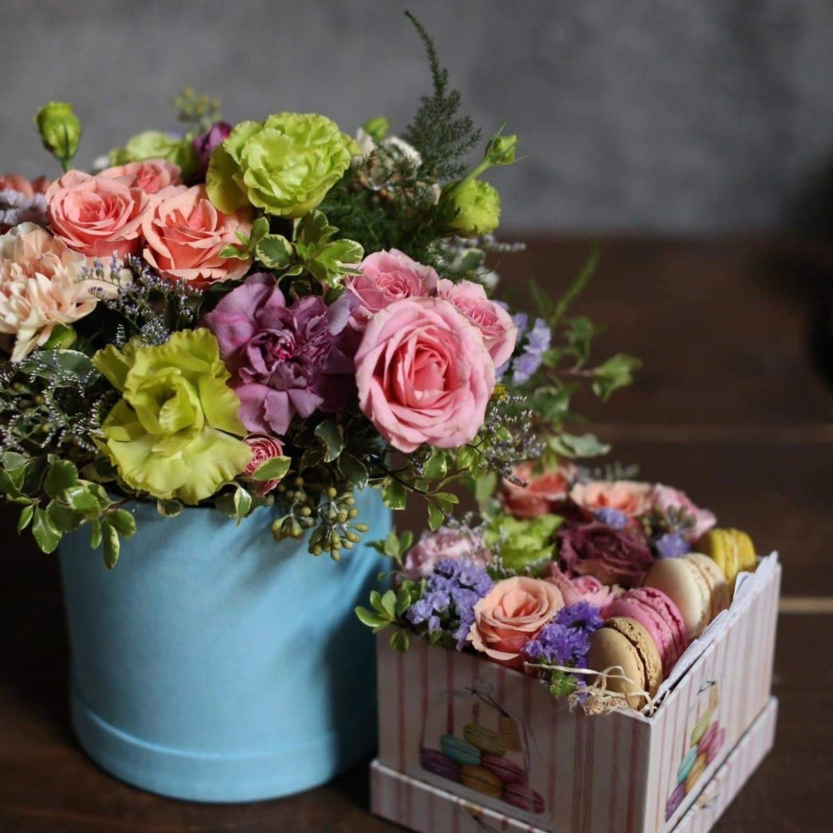 Flowers and Macarons - Los Angeles Florist - Pink Clover