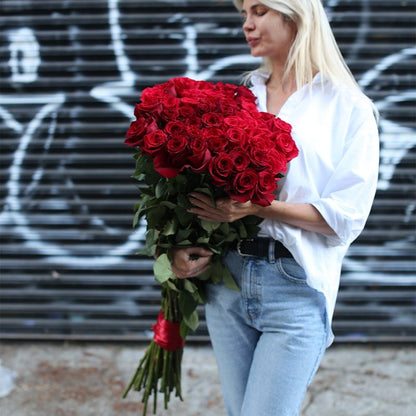 Long-stem Red Roses - Los Angeles Florist - Pink Clover