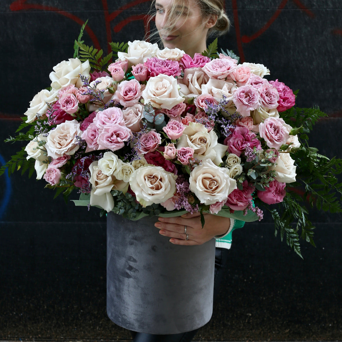 Rosy Garden roses garden roses same-day delivery Los Angeles
