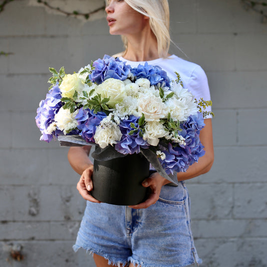 Dora roses hydrangeas same-day delivery Los Angeles