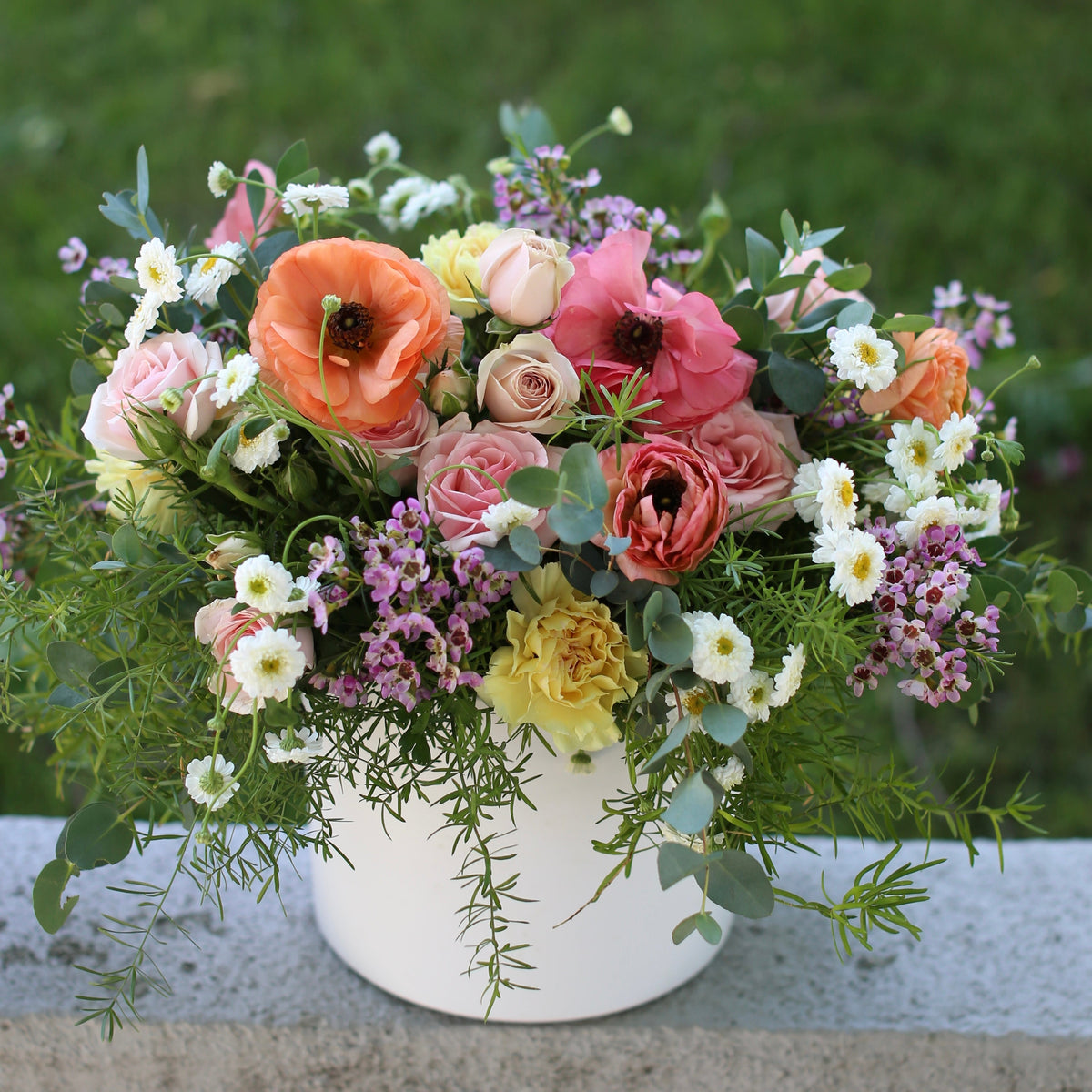 Spring Flowers Box ranunculus garden roses same-day delivery Los Angeles