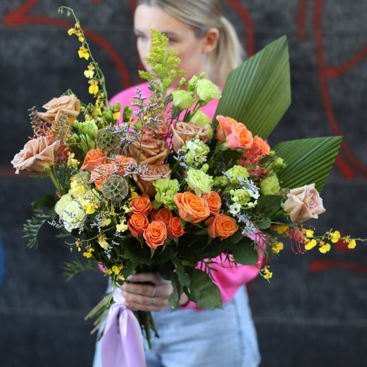 Brightness garden roses spray roses same-day delivery Los Angeles