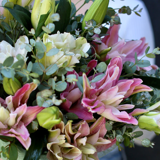 Lily bouquet roses Beverly Hills florist Pink Clover