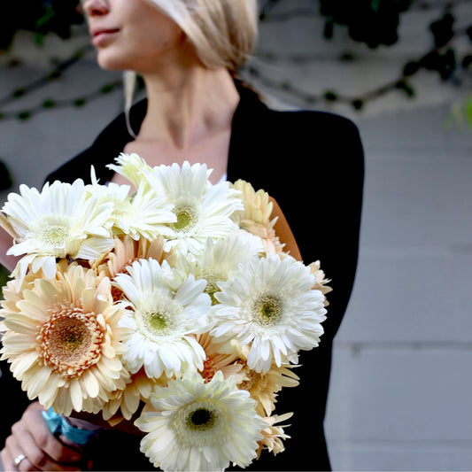 Sandra flower arrangement Beverly Hills Los Angeles florist