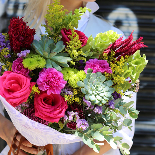 Laura roses same-day delivery Los Angeles