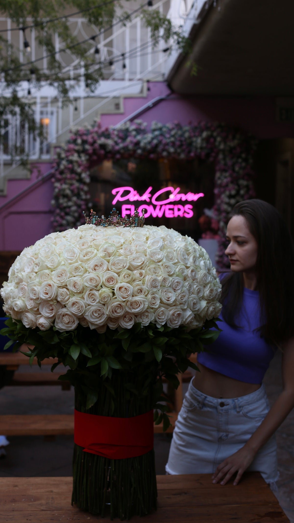 Luxury roses ruscus greenery gift delivery Beverly Hills Los Angeles
