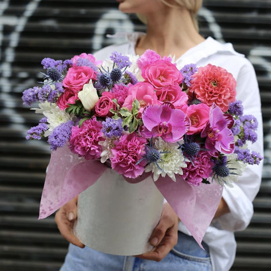 Hollywood garden roses carnations same-day delivery Los Angeles