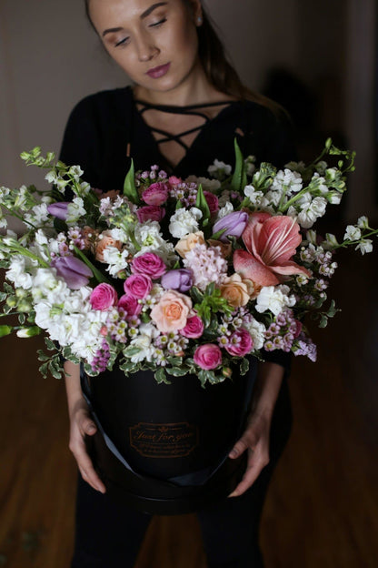 Kelly roses spray roses same-day delivery Los Angeles