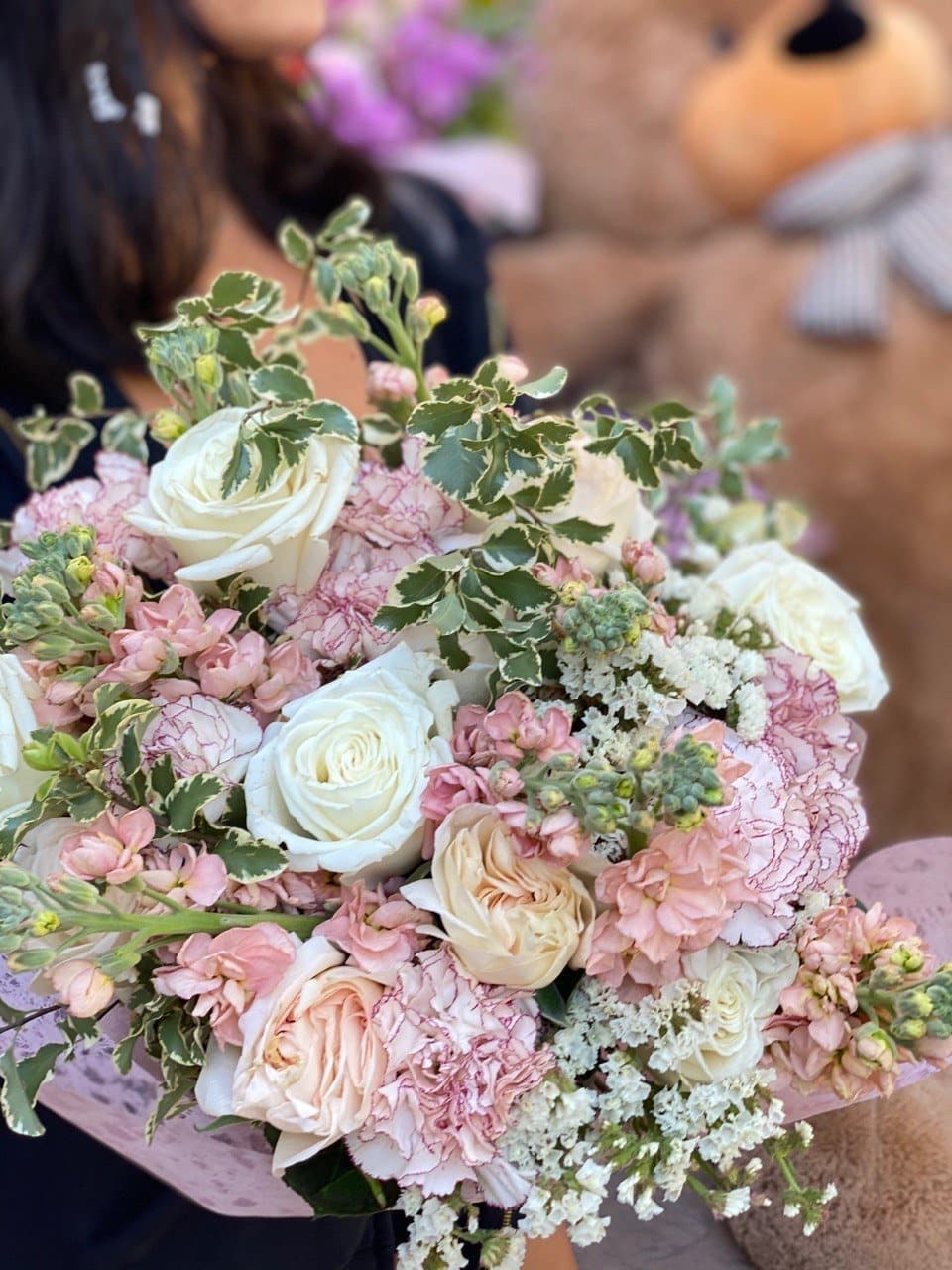 Luxury roses gift delivery Pacific Heights San Francisco