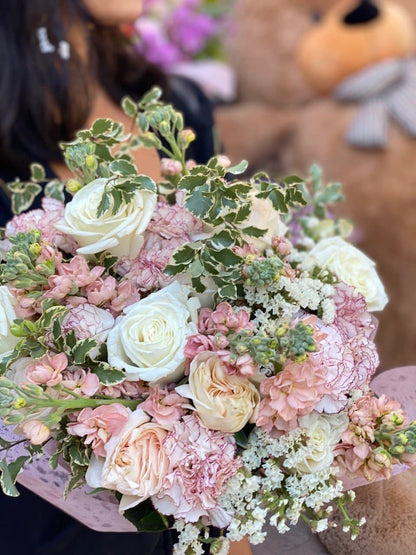 Luxury roses gift delivery Pacific Heights San Francisco