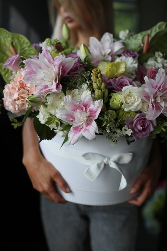 Meghan flower arrangement Beverly Hills Los Angeles florist
