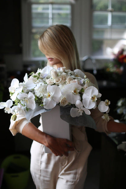 Nella roses orchids same-day delivery Los Angeles