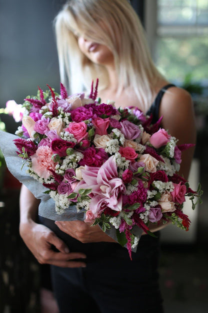 Nina(Pink Lily with carnations and roses flowers in round box) roses carnations same-day delivery Los Angeles