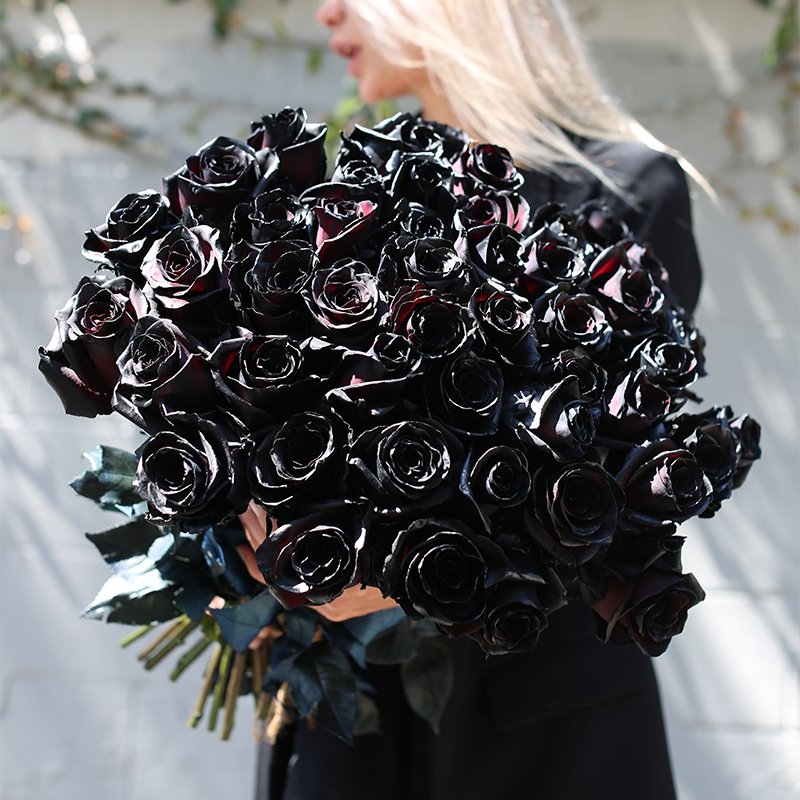 Luxury roses gift delivery West Hollywood Los Angeles
