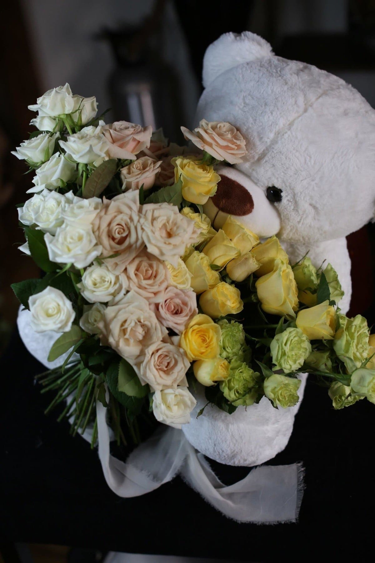 Olivia roses same-day delivery Los Angeles