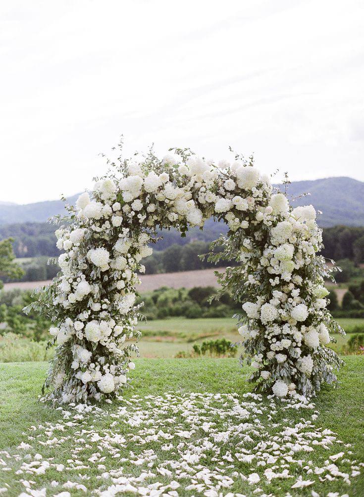 Round Wedding Arch roses same-day delivery Los Angeles