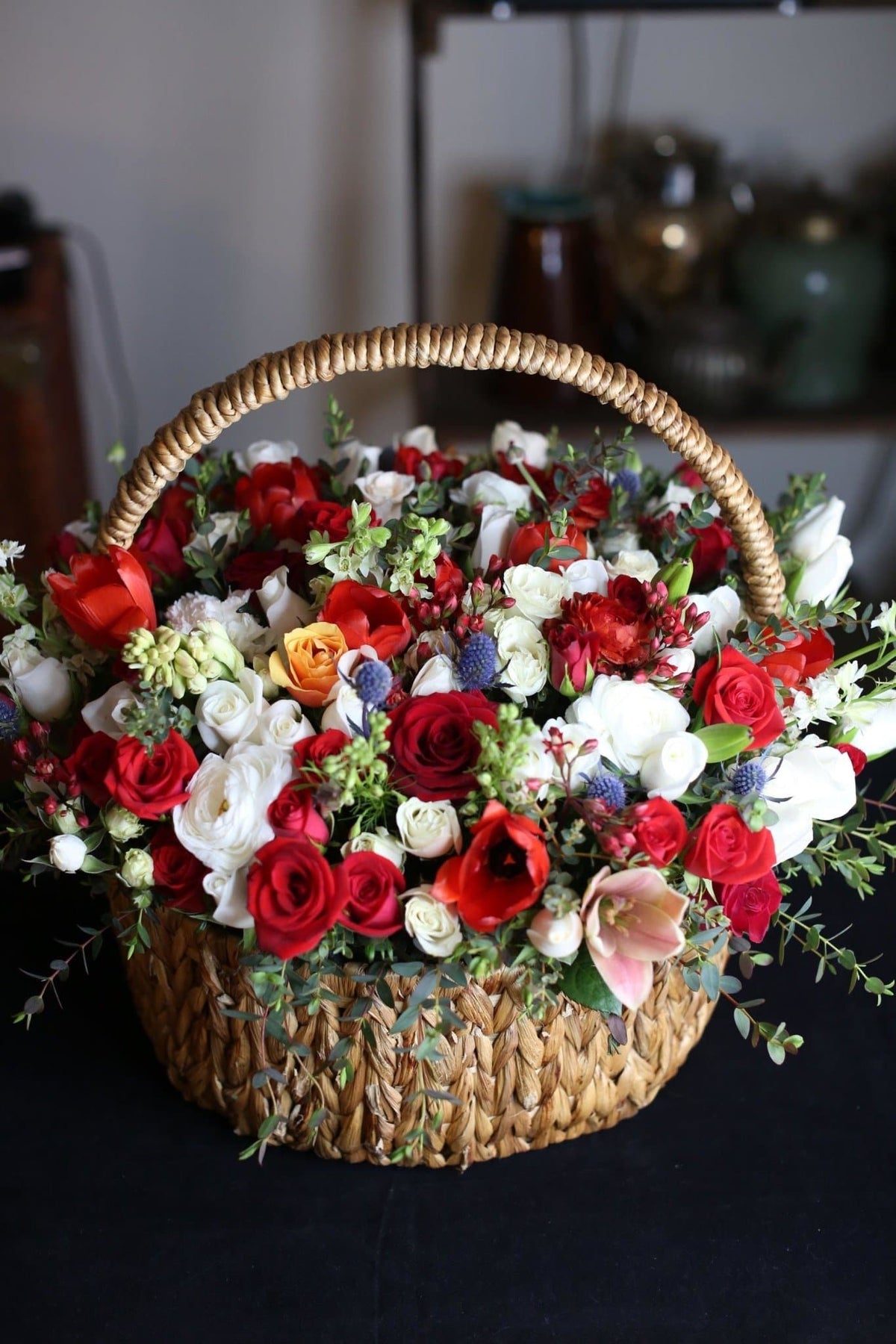 Flora roses ranunculus same-day delivery Los Angeles
