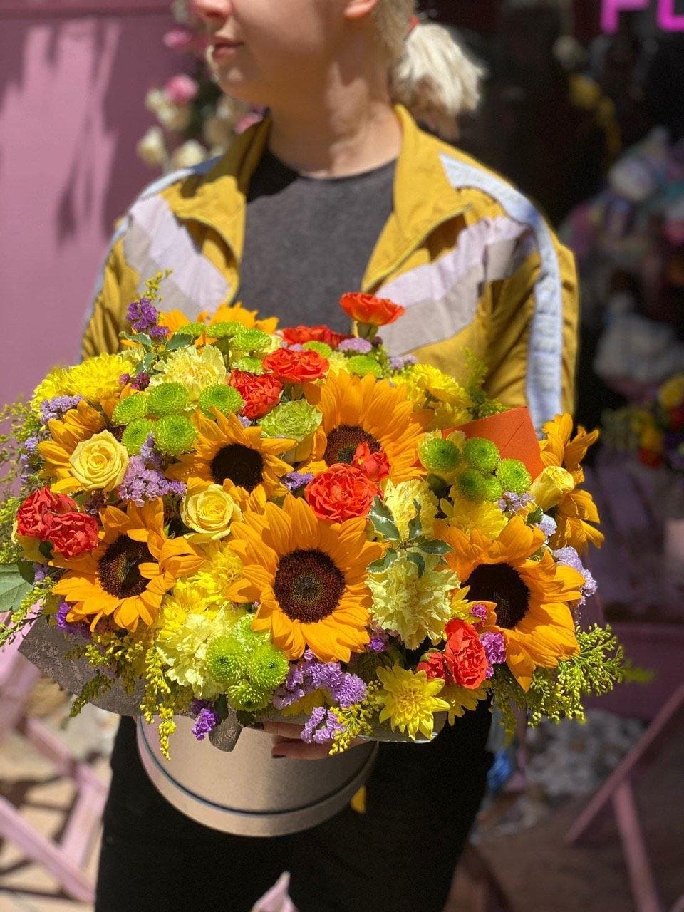 Sunny (Arrangement with sunflowers ) - Los Angeles - Image 8 | Pink Clover Florist | Flower Delivery Los Angeles